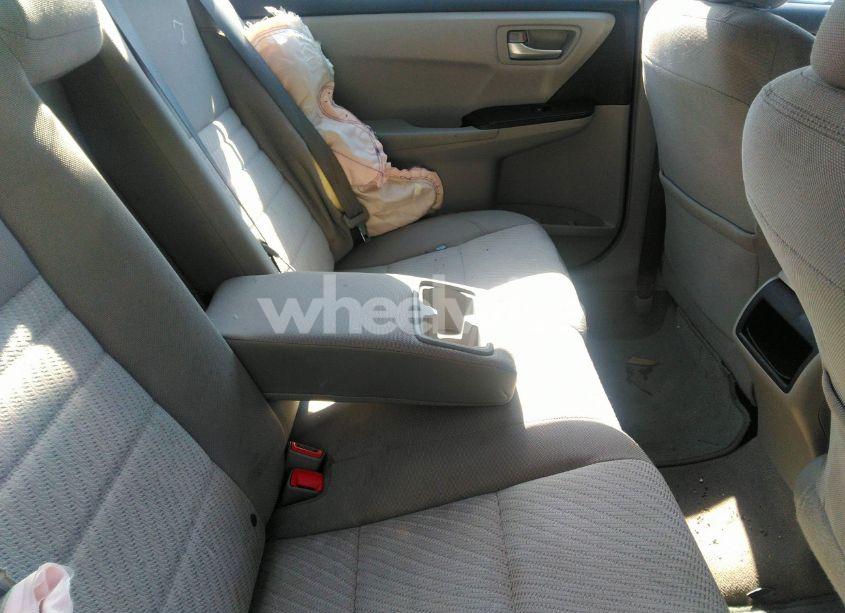 Photo 8 of 2016 Toyota Camry LE (VIN 4T1BF1FK8GU260781)