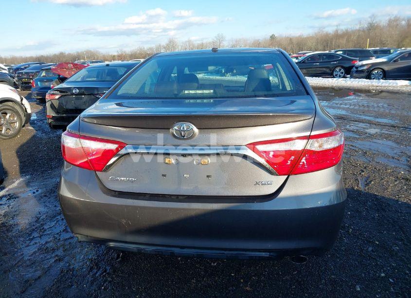 Photo 16 of 2016 Toyota Camry XSE (VIN 4T1BF1FK8GU263826)