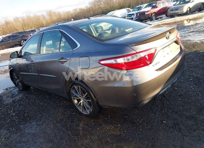 Photo 3 of 2016 Toyota Camry XSE (VIN 4T1BF1FK8GU263826)