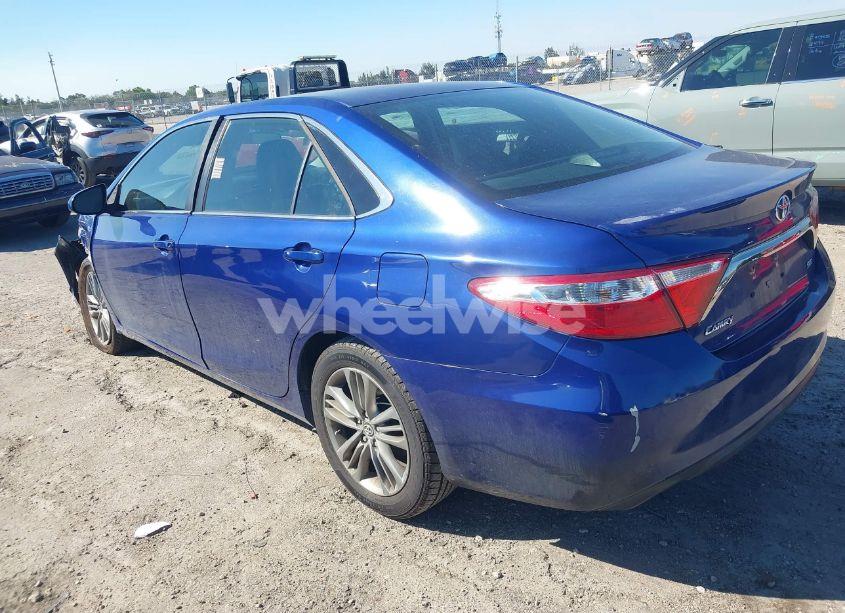 Photo 3 of 2016 Toyota Camry SE (VIN 4T1BF1FK8GU521407)