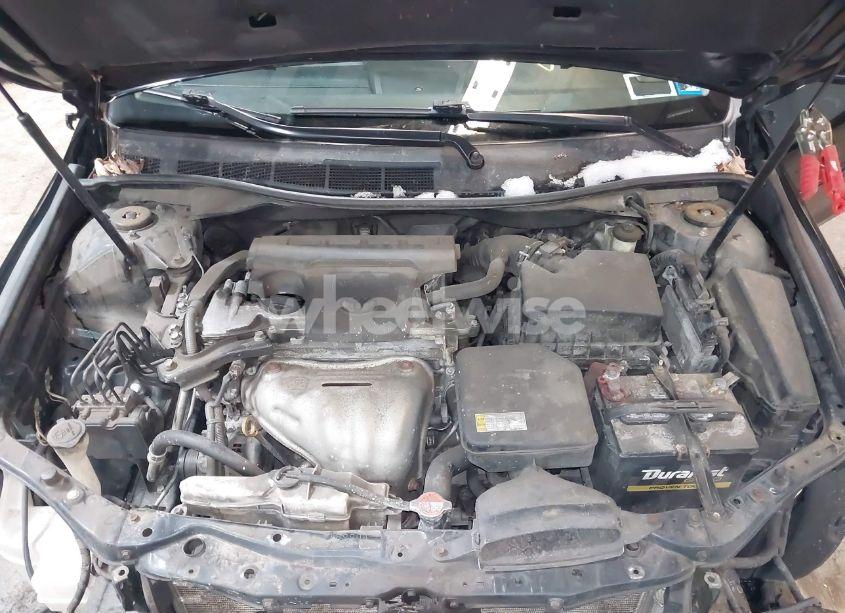 Photo 10 of 2016 Toyota Camry SE (VIN 4T1BF1FK8GU528728)