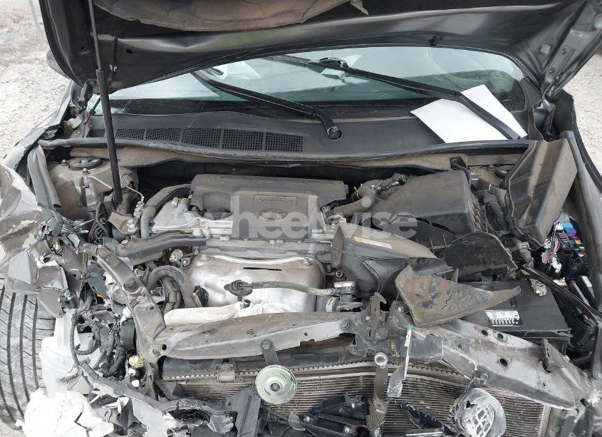 Photo 10 of 2016 Toyota Camry LE (VIN 4T1BF1FK8GU543973)