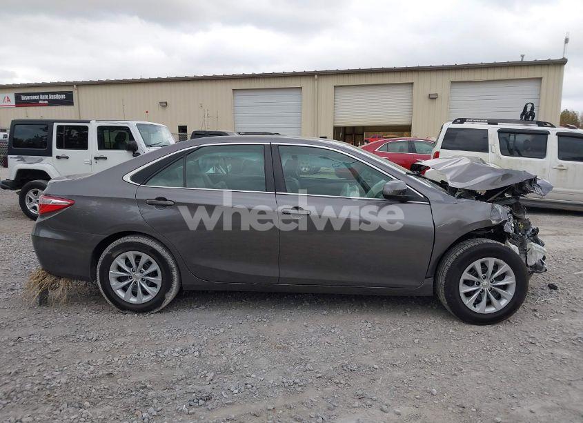 Photo 14 of 2016 Toyota Camry LE (VIN 4T1BF1FK8GU543973)