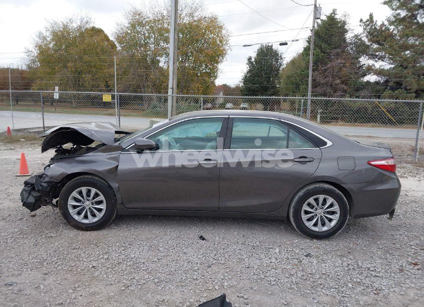 Photo 15 of 2016 Toyota Camry LE (VIN 4T1BF1FK8GU543973)