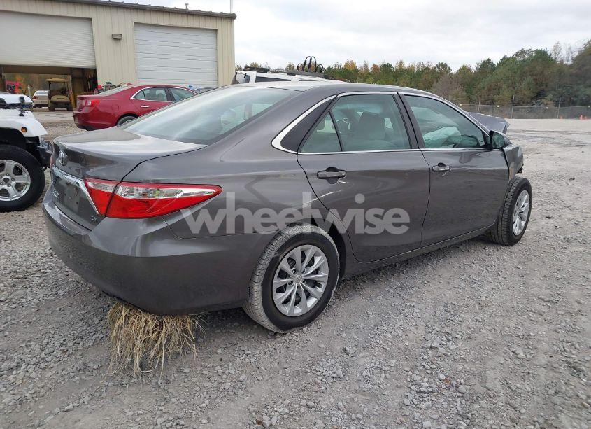 Photo 4 of 2016 Toyota Camry LE (VIN 4T1BF1FK8GU543973)