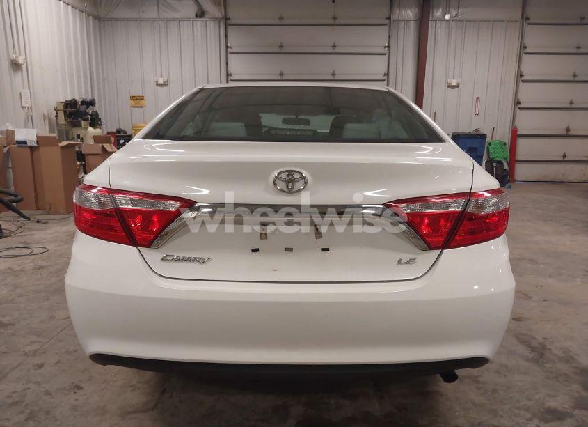 Photo 16 of 2016 Toyota Camry LE (VIN 4T1BF1FK8GU553919)
