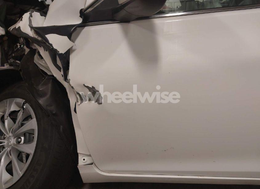 Photo 19 of 2016 Toyota Camry LE (VIN 4T1BF1FK8GU553919)