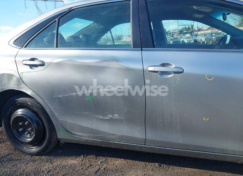 Photo 17 of 2016 Toyota Camry SE (VIN 4T1BF1FK8GU554312)