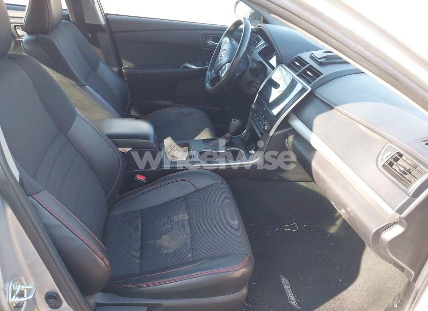 Photo 5 of 2016 Toyota Camry SE (VIN 4T1BF1FK8GU554312)