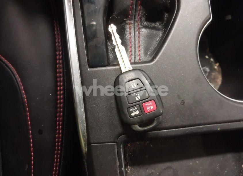 Photo 11 of 2016 Toyota Camry SE (VIN 4T1BF1FK8GU565925)