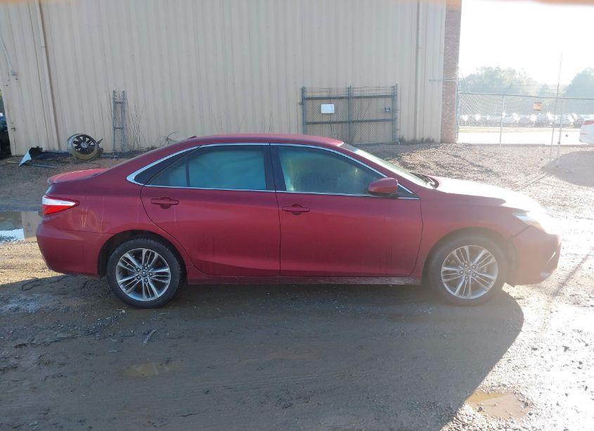 Photo 13 of 2016 Toyota Camry SE (VIN 4T1BF1FK8GU598813)