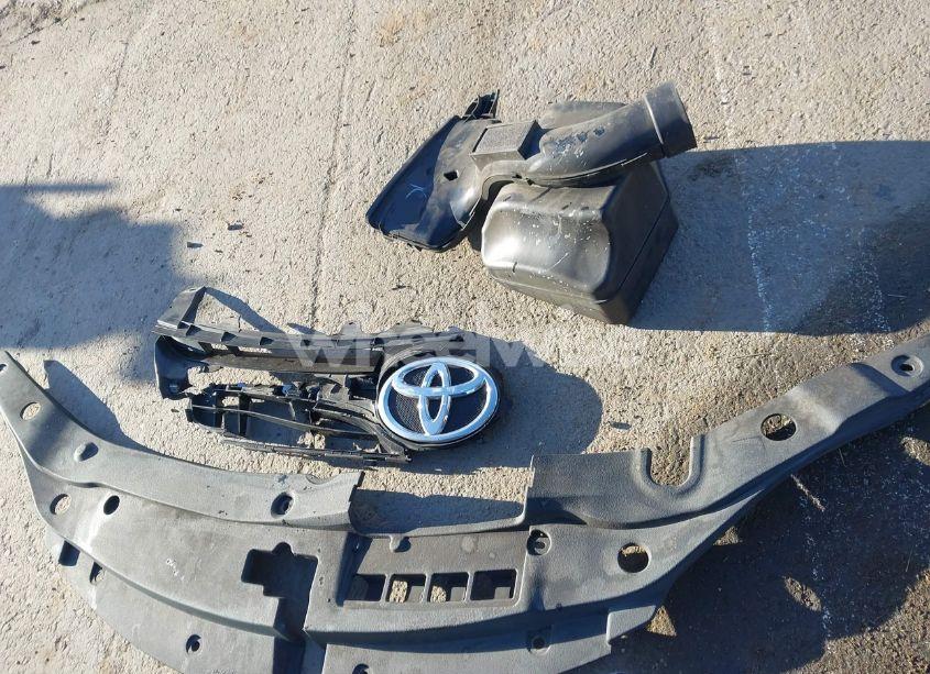 Photo 12 of 2016 Toyota Camry LE (VIN 4T1BF1FK8GU599217)