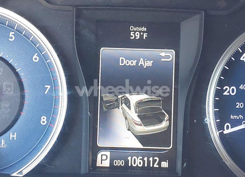 Photo 16 of 2016 Toyota Camry LE (VIN 4T1BF1FK8GU599217)