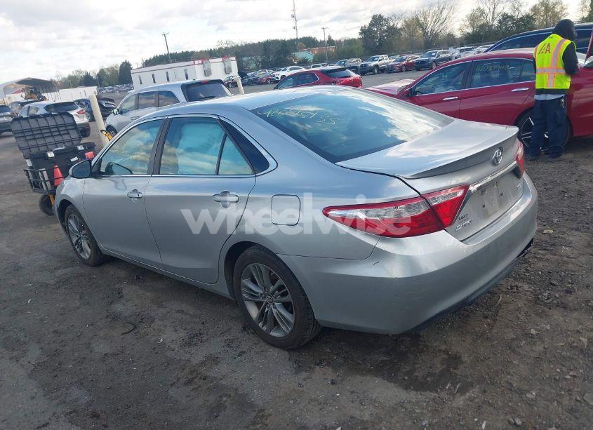 Photo 3 of 2017 Toyota Camry SE (VIN 4T1BF1FK8HU269840)