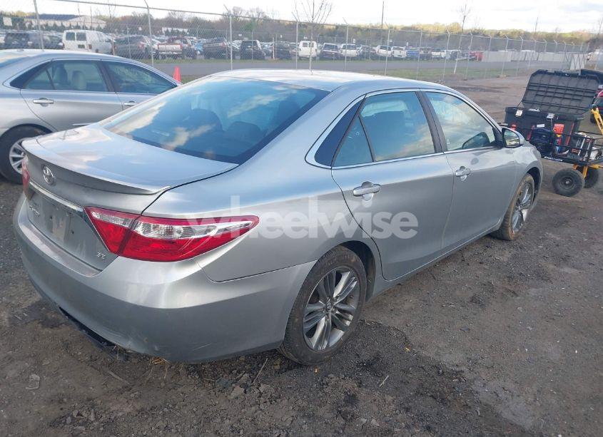 Photo 4 of 2017 Toyota Camry SE (VIN 4T1BF1FK8HU269840)