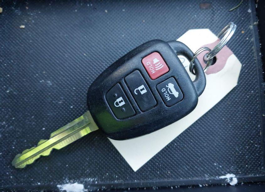 Photo 11 of 2017 Toyota Camry SE (VIN 4T1BF1FK8HU286122)