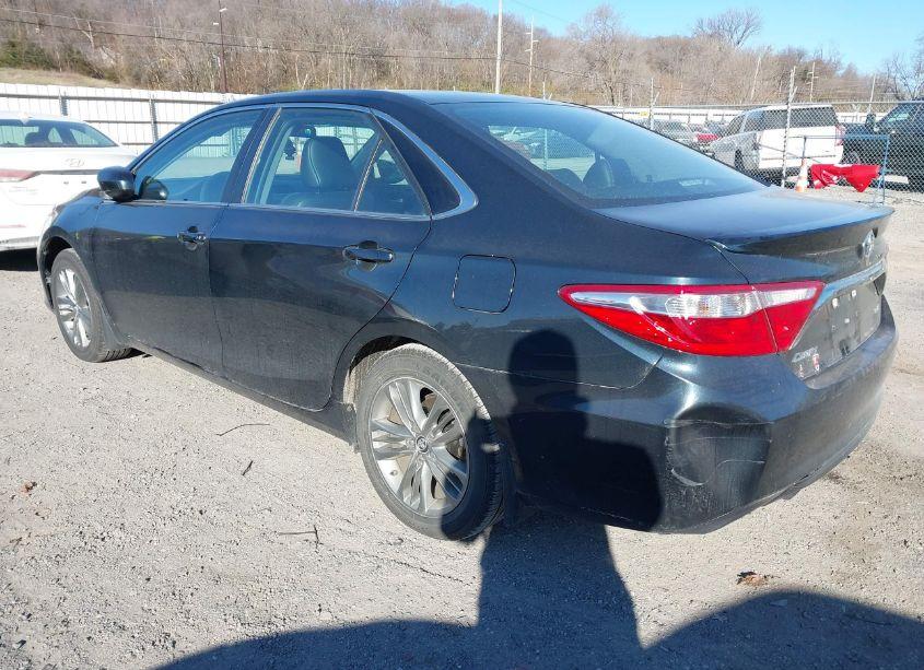 Photo 3 of 2017 Toyota Camry SE (VIN 4T1BF1FK8HU286122)