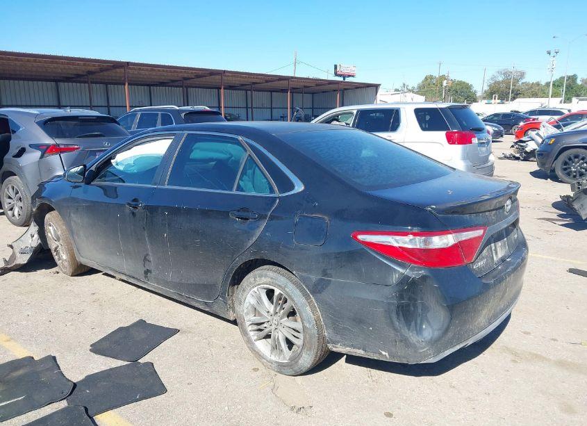 Photo 3 of 2017 Toyota Camry SE (VIN 4T1BF1FK8HU293698)