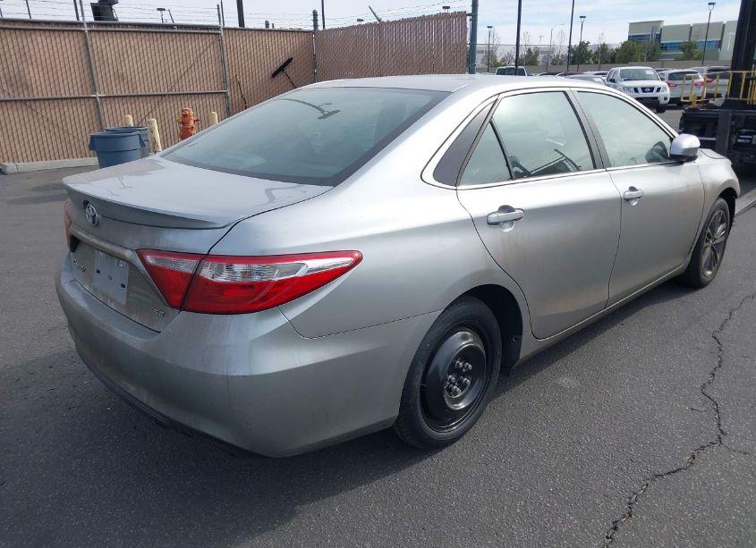 Photo 4 of 2017 Toyota Camry SE (VIN 4T1BF1FK8HU300617)