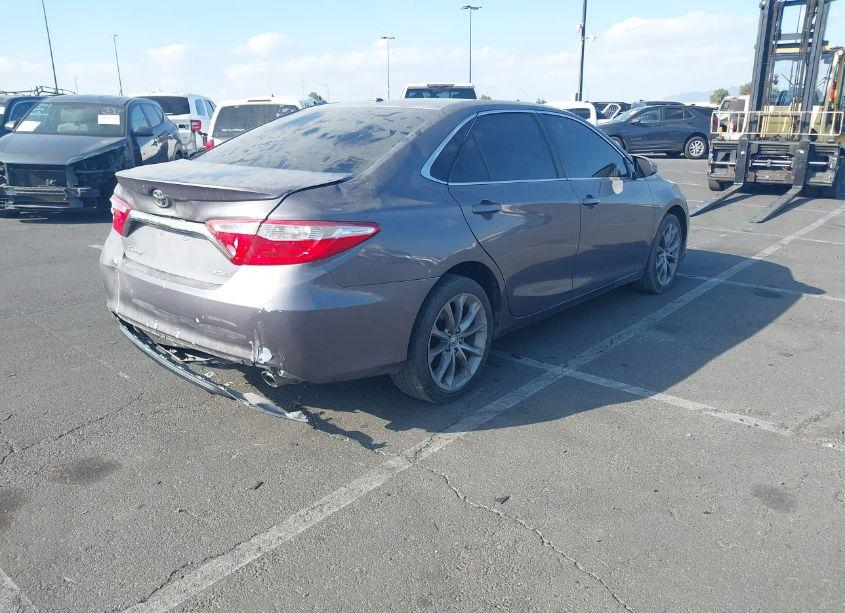 Photo 4 of 2017 Toyota Camry XSE (VIN 4T1BF1FK8HU302996)