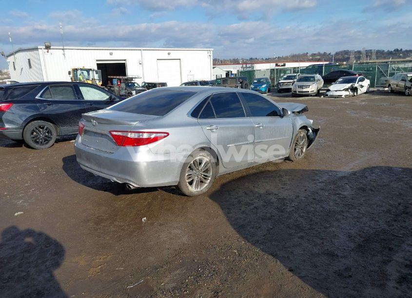 Photo 4 of 2017 Toyota Camry SE (VIN 4T1BF1FK8HU319751)