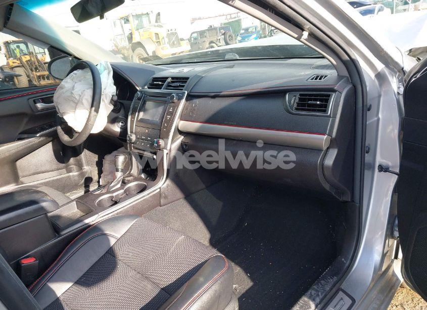 Photo 5 of 2017 Toyota Camry SE (VIN 4T1BF1FK8HU319751)