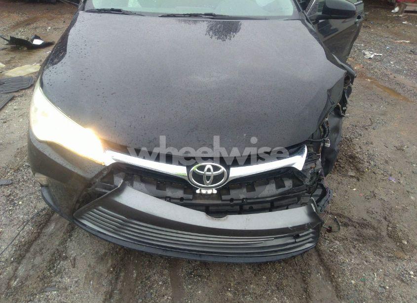 Photo 6 of 2017 Toyota Camry XLE (VIN 4T1BF1FK8HU321080)