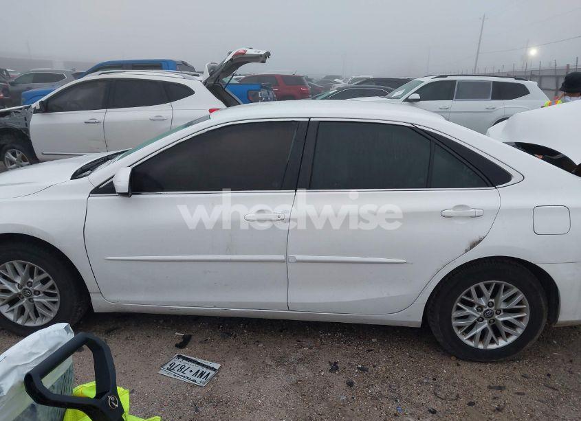 Photo 14 of 2017 Toyota Camry LE (VIN 4T1BF1FK8HU324075)