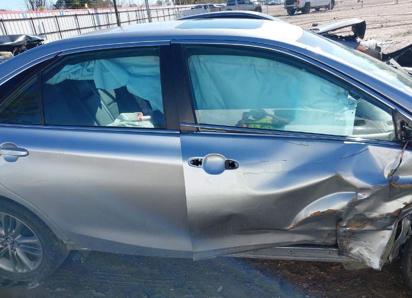 Photo 14 of 2017 Toyota Camry SE (VIN 4T1BF1FK8HU330555)