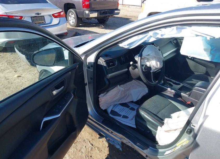 Photo 5 of 2017 Toyota Camry SE (VIN 4T1BF1FK8HU330555)