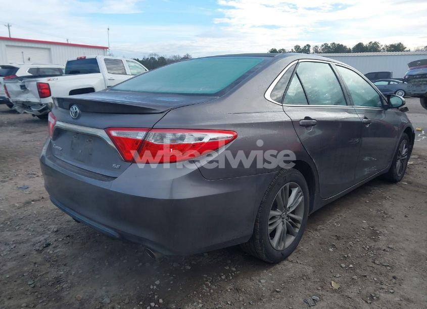 Photo 4 of 2017 Toyota Camry SE (VIN 4T1BF1FK8HU363183)