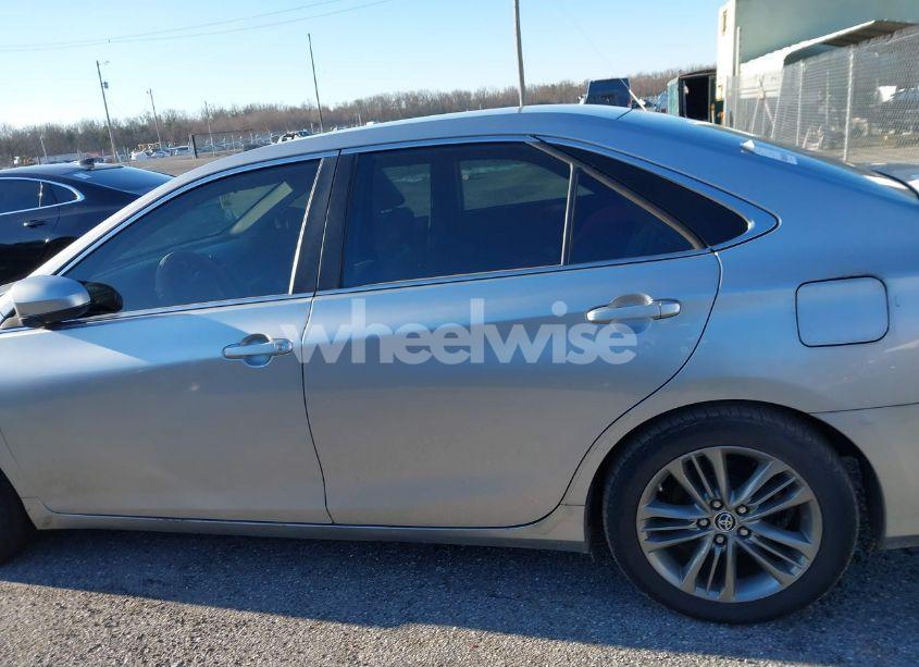 Photo 13 of 2017 Toyota Camry SE (VIN 4T1BF1FK8HU365984)