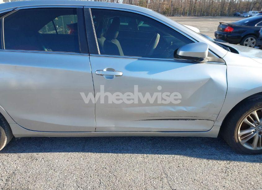 Photo 6 of 2017 Toyota Camry SE (VIN 4T1BF1FK8HU365984)