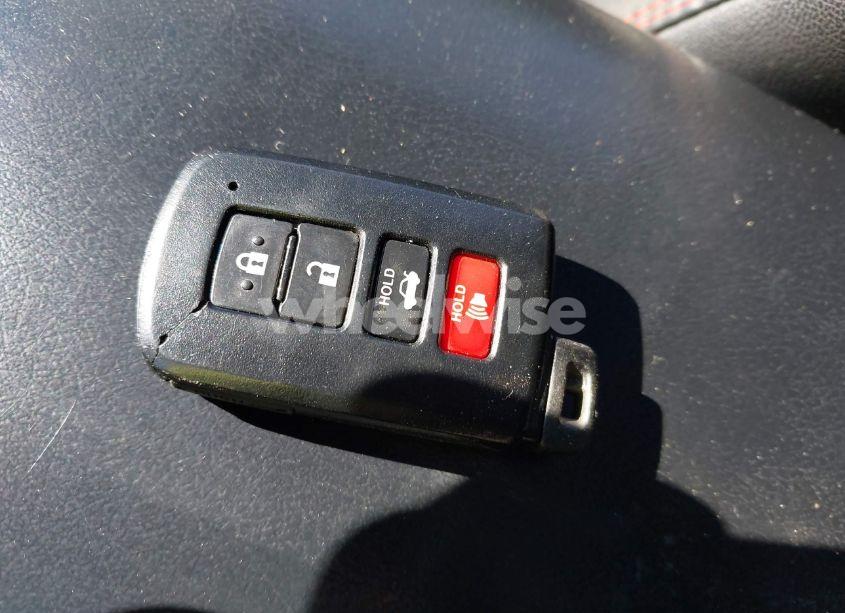 Photo 11 of 2017 Toyota Camry SE (VIN 4T1BF1FK8HU380940)