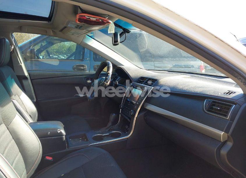 Photo 5 of 2017 Toyota Camry SE (VIN 4T1BF1FK8HU380940)