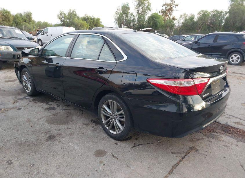Photo 3 of 2017 Toyota Camry SE (VIN 4T1BF1FK8HU382851)