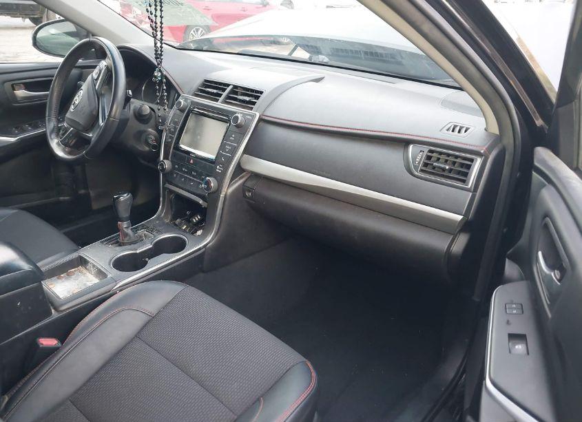 Photo 5 of 2017 Toyota Camry SE (VIN 4T1BF1FK8HU382851)