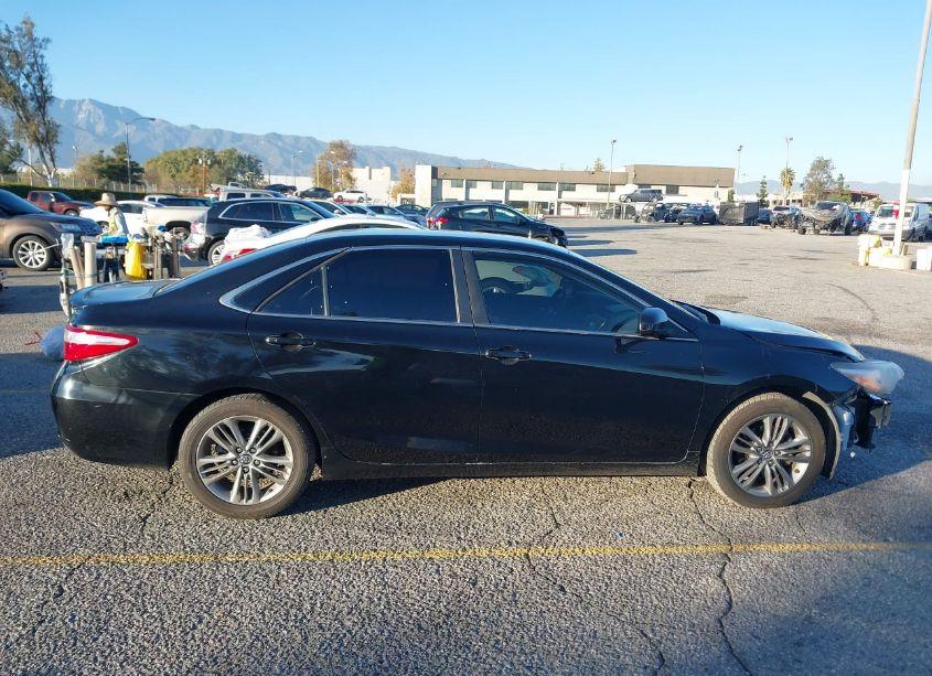 Photo 14 of 2017 Toyota Camry SE (VIN 4T1BF1FK8HU397477)