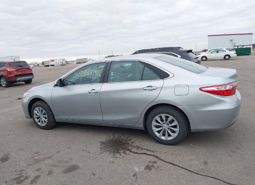 Photo 14 of 2017 Toyota Camry LE (VIN 4T1BF1FK8HU415590)