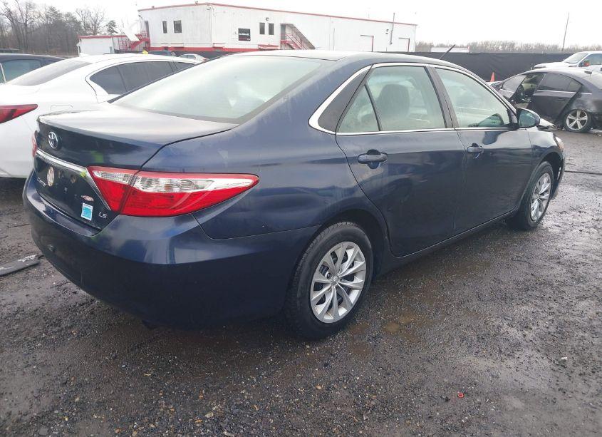 Photo 4 of 2017 Toyota Camry LE (VIN 4T1BF1FK8HU642861)