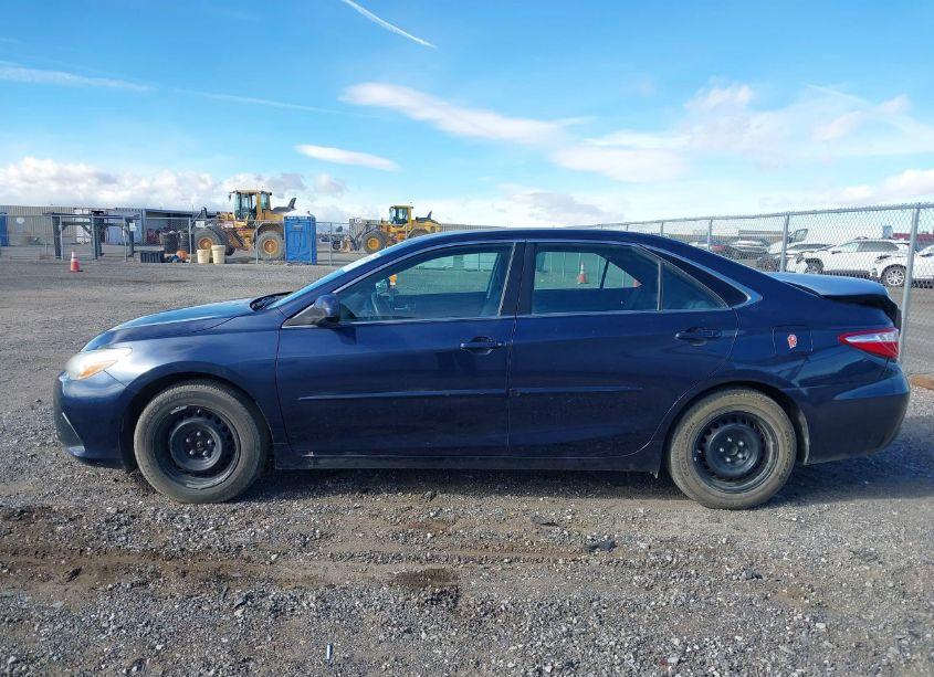 Photo 15 of 2017 Toyota Camry LE (VIN 4T1BF1FK8HU644688)