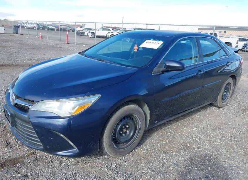 Photo 2 of 2017 Toyota Camry LE (VIN 4T1BF1FK8HU644688)