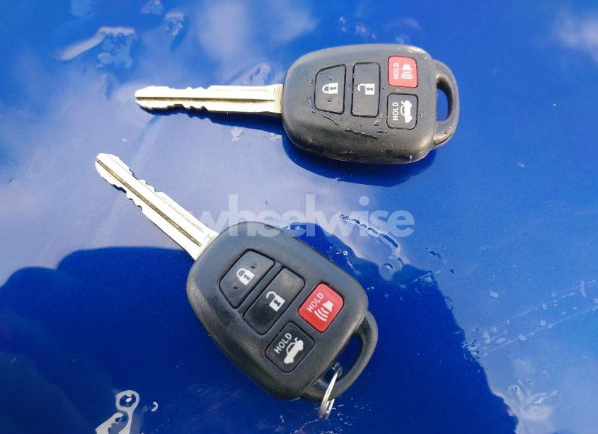 Photo 11 of 2017 Toyota Camry LE/XLE/SE/XSE (VIN 4T1BF1FK8HU676279)