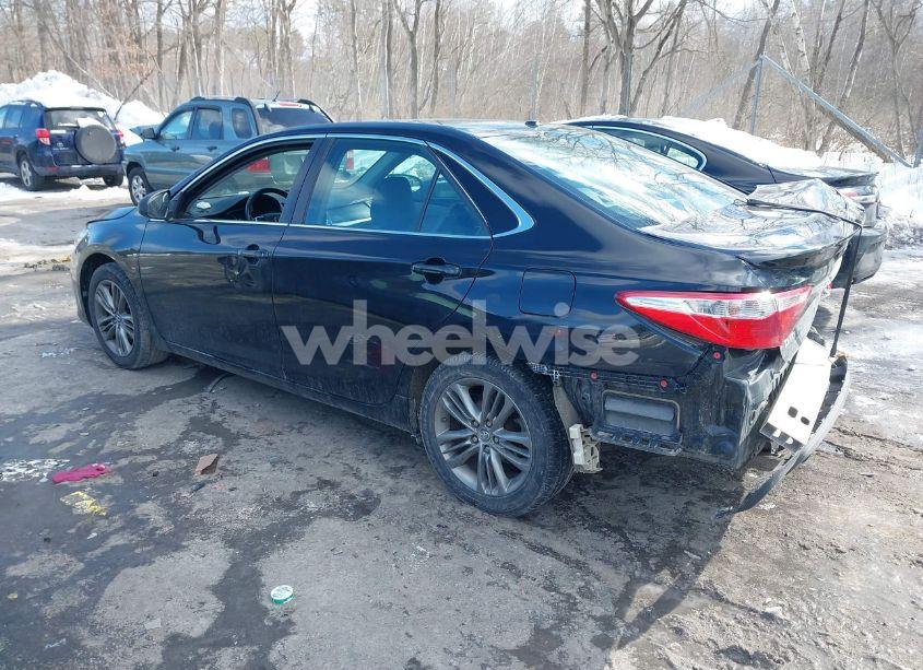 Photo 3 of 2017 Toyota Camry LE/XLE/SE/XSE (VIN 4T1BF1FK8HU676279)