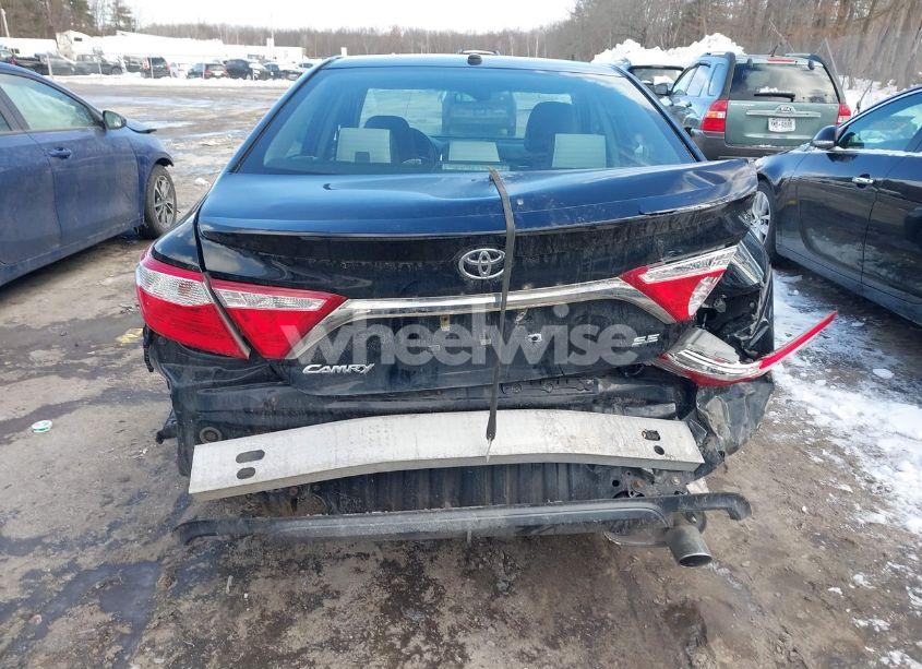 Photo 6 of 2017 Toyota Camry LE/XLE/SE/XSE (VIN 4T1BF1FK8HU676279)