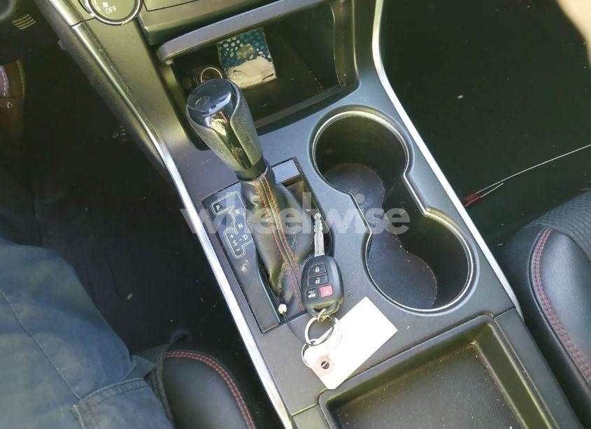 Photo 11 of 2017 Toyota Camry SE (VIN 4T1BF1FK8HU682406)