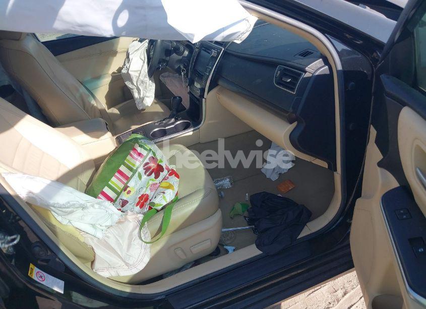 Photo 5 of 2017 Toyota Camry XLE (VIN 4T1BF1FK8HU698802)