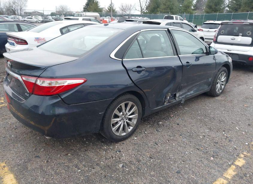 Photo 4 of 2017 Toyota Camry XLE (VIN 4T1BF1FK8HU705795)