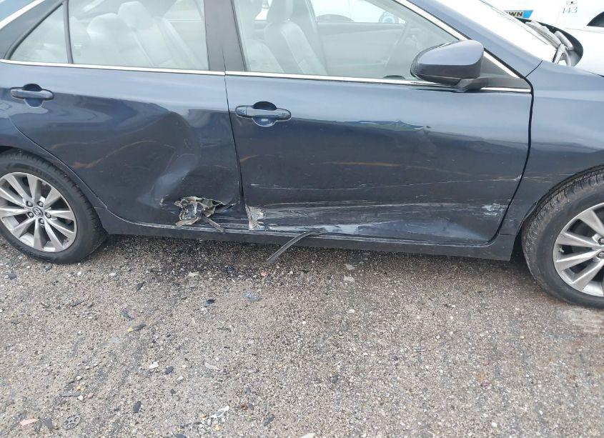 Photo 6 of 2017 Toyota Camry XLE (VIN 4T1BF1FK8HU705795)