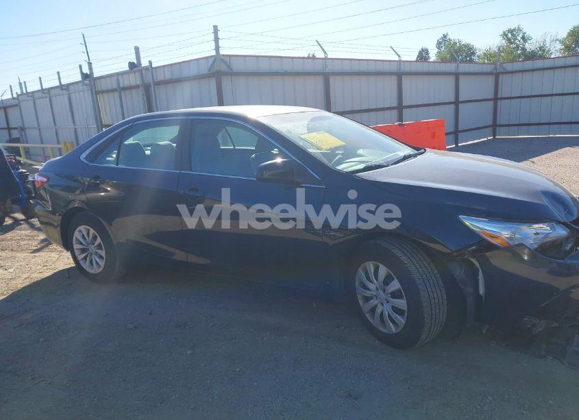 Photo 13 of 2017 Toyota Camry LE (VIN 4T1BF1FK8HU712794)